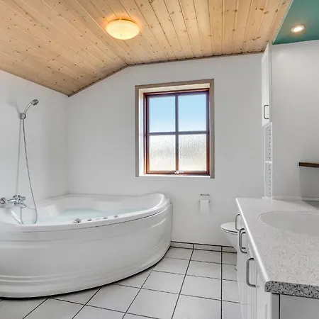 5 Bedroom Nice In Romo * Bolilmark