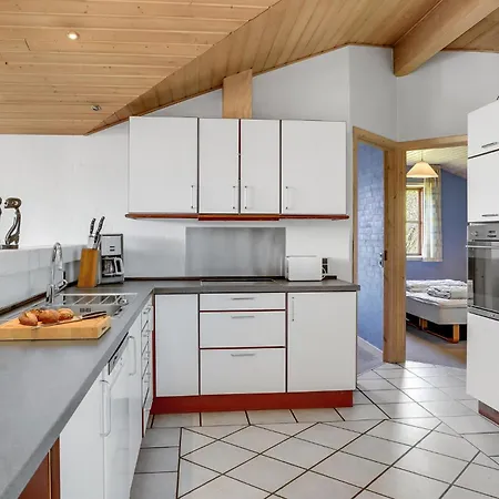 Holiday home 5 Bedroom Nice In Romo